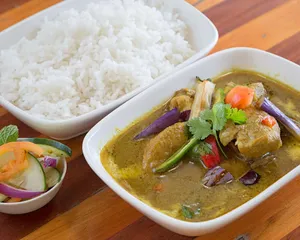 Thai Chicken In Green Curry With Rice