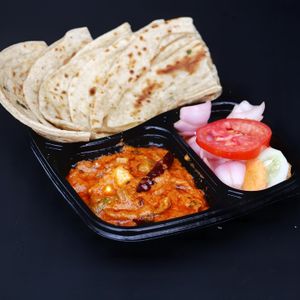Kadhai Paneer with Roti/Rice /2 paratha