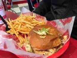 Grilled Chicken Sandwich (Basket)