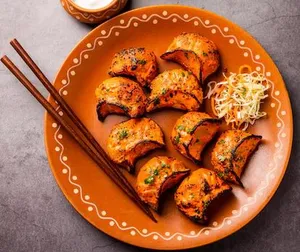 Tandoori Cream Momos