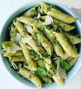 Pesto Pasta (contains nuts)