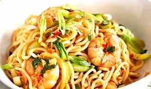 Shrimp Schezwan Noodles