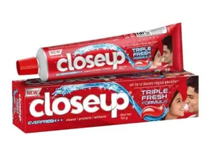 Close Up Everfresh Toothpaste Red Hot-150gm