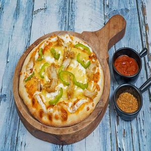 Chicken Capsicum Pizza [7 inches]