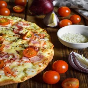 Veg Tomato Pizza [7 inches]