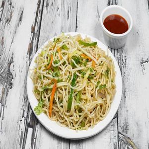 Veg Hakka Noodles