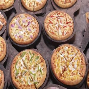 Classic Veg Single Topping Pizza Combo