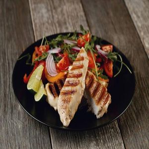 Boneless Grilled Chicken Chest [250 grams]