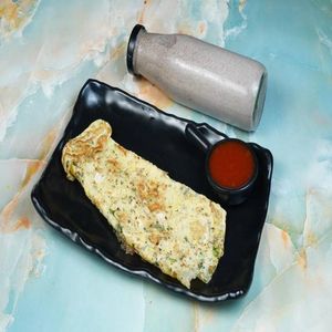 Egg Omellete With Banana Shake