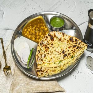 Paneer Amritsari Kulcha