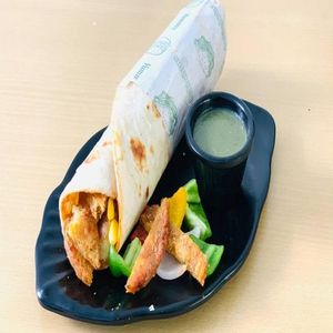 Aloo Tikka Roll