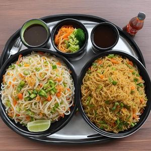 Veg Noodles with Veg Fried Rice and Coke Soft Beverage [250 ml]