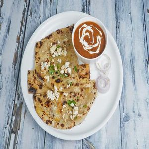Stuffed Naan with Chana