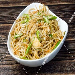 Veg Chilly Garlic Noodles (750ml)