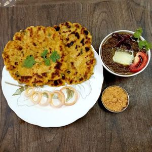 Saag Thali