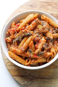 Red sauce mushrooom pasta