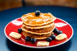 Champagne Pancakes (NA Mimosa)