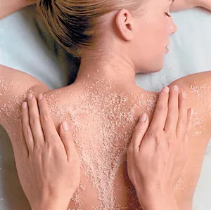 Glow Magnesium Body Scrub