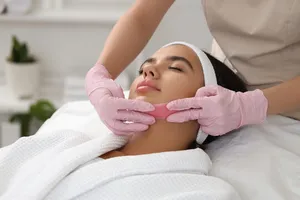 Chin Waxing