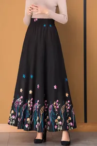 Embroidered Straight Skirts