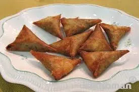 samosas ( beef or veg)