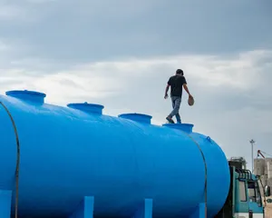 Water tank cleaning