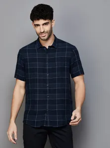black shirt