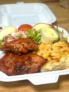 LARGE BAKED CHICKEN & PIE