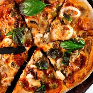 9 INCH MEAT LOVERS PIZZA