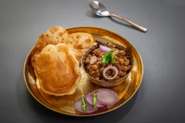 Pandit Ji Ke Special Paneer Wale Chole Bhature, Raasa Kart 5363