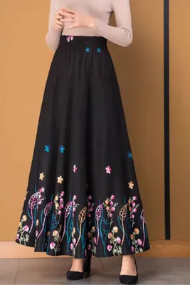Embroidered Straight Skirts