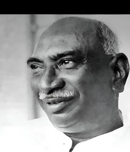 Kamaraj R