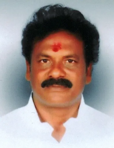 Muthamilselvan R
