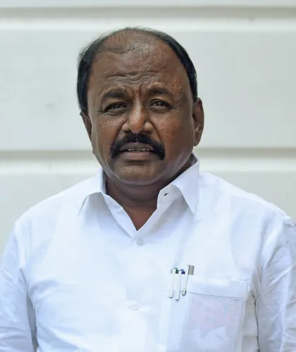 Saravanan P S T