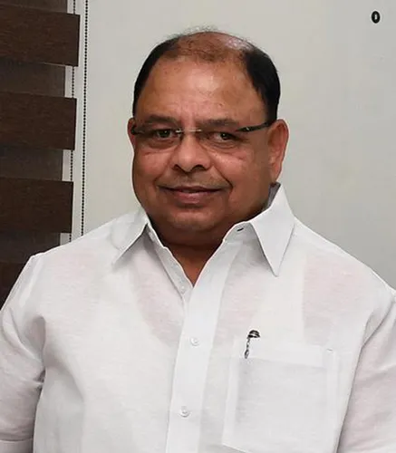 P Vetrivel