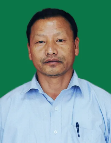 V Alexender Pao
