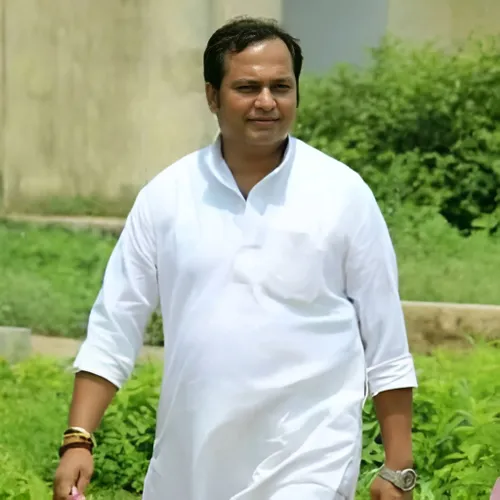 Neelanshu Chaturvedi