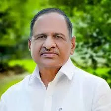 V M Ummer Master