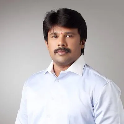 Narasimha Nayak (Raju Gowda)