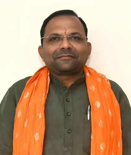 Mukeshbhai Zinabhai Patel