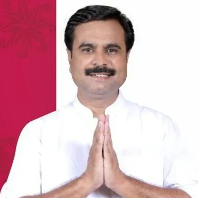 Solanki Naushadji Bhalajibhai