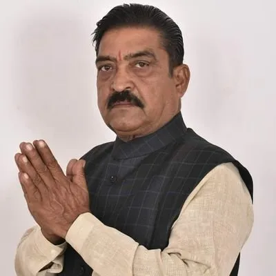 Solanki Lavingji Muljiji Thakor
