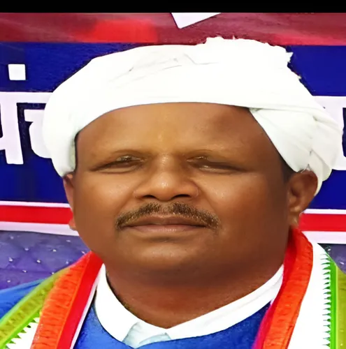 Savitri Manoj Mandavi