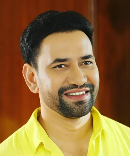 Dinesh Lal Yadav Nirahua 