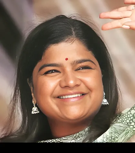 Poonam Mahajan Alias Poonam Vajendla Rao