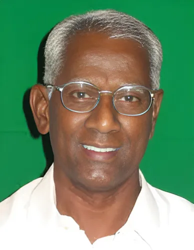 Ponnuswamy E