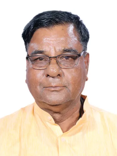 Akshayvaralal